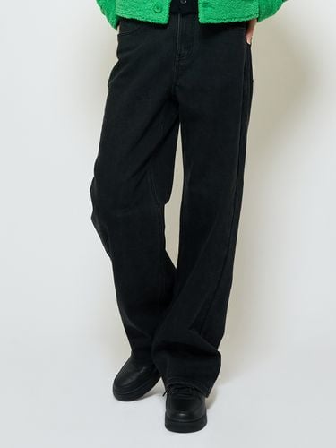 WOMAN Essential Wide Fleece Denim Pants_Black - GENERAL IDEA - Modalova