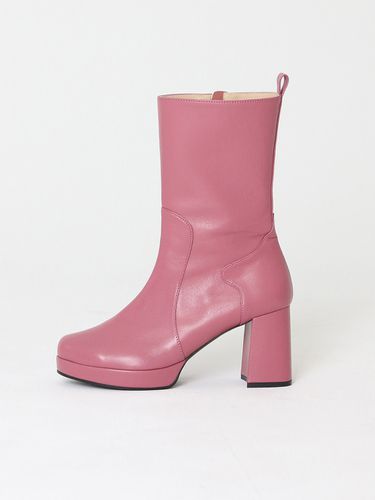 Natilda Platform Middle Boots_Pink - CHERTOI SEOUL - Modalova