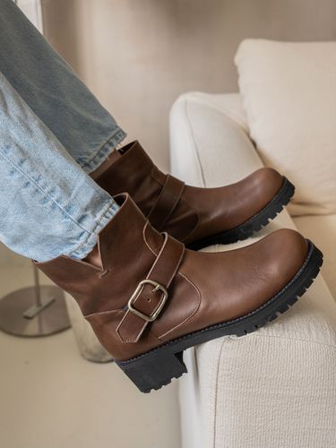 NO. Sienna Buckle Ankle Boots_Brown - MARYRINGO - Modalova