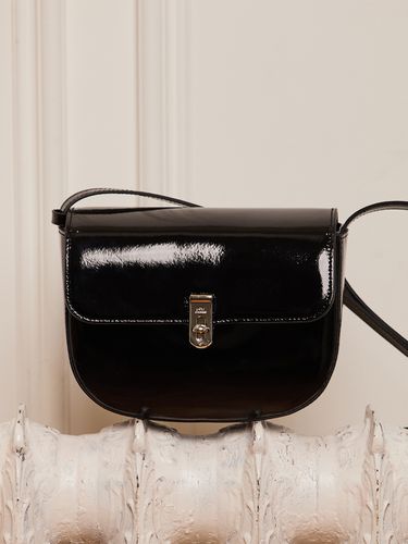 Sara Saddle Bag_Black - LOVE CHARM - Modalova