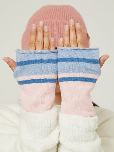 Stripe Hand Warmer _ Sky Blue - WAIKEI - Modalova