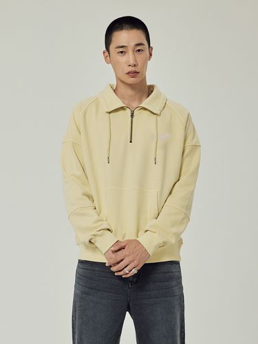 Slightly Oversized Fit Half Zip Up Sweatshirt - Wrangler - Modalova