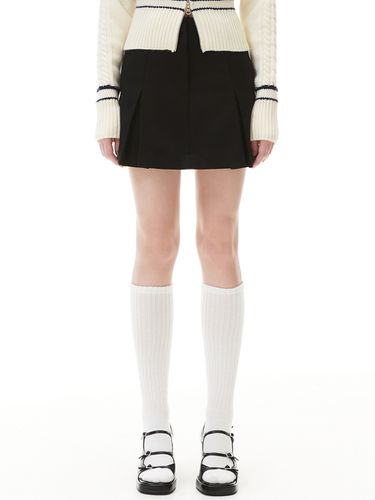 Wool Pleated Mini Skirt (Black) - HAE BY HAEKIM - Modalova