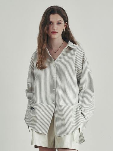 Clean Oversized Striped Shirt - LOEIL - Modalova