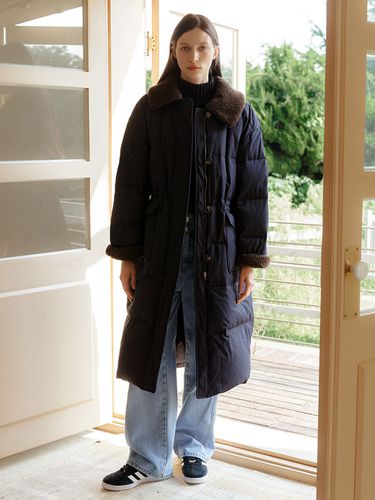 Shearling Collar Long Down Jacket_Navy - a.t.corner - Modalova