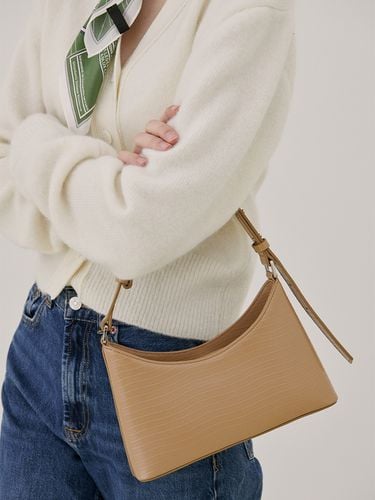 Half Shoulder Bag _3Colors - HYETHE - Modalova