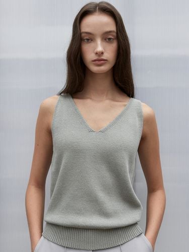 Cotton V-Neck Sleeveless Knit OU1176 - ouie - Modalova