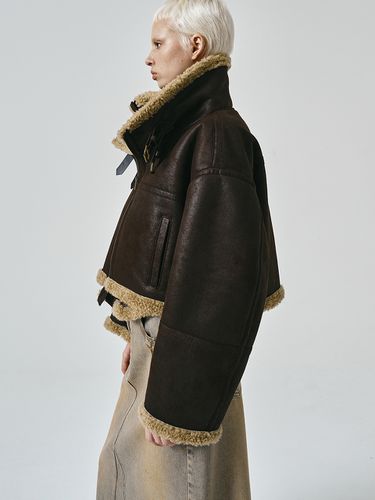 Crop Layered Shearling Jacket_Brown - NOIRER for WOMEN - Modalova