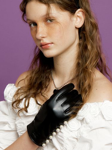 Pearls Leather Glove_Black - XPIER - Modalova