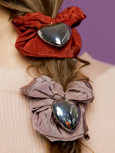 Metal Big Heart Scrunchie_3 Colors - XPIER - Modalova