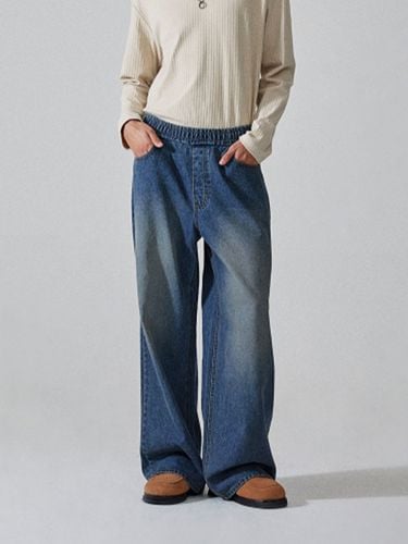 Retro Wide Leg Banded Jeans - WEST GRAND BOULEVARD - Modalova