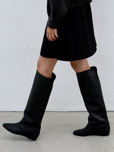 Bio Long Boots_Black - MOL:pin - Modalova