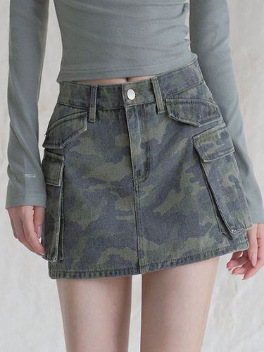 Camo Mini Skirt - AVANDRESS - Modalova