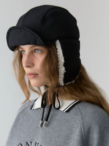 Padded Earflap Cap_Black - DEPOUND - Modalova