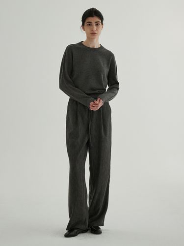 Graphic Banding Pants _ Charcoal - STEP AROUND - Modalova