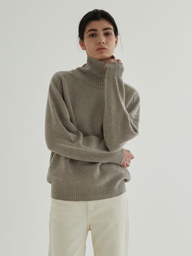 Whole Garment Alpaca Turtleneck _ - STEP AROUND - Modalova