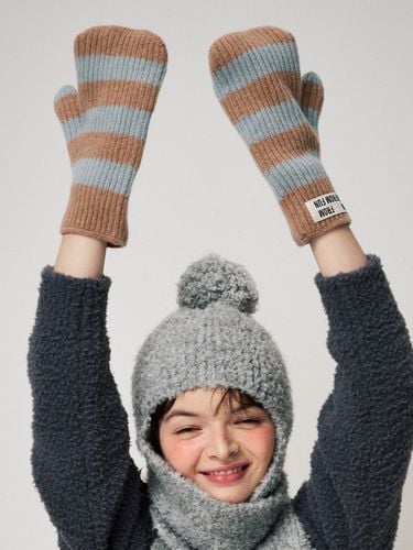 Stripe Mittens_Blue/Camel - FUNFROMFUN - Modalova