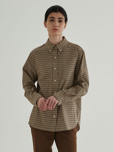 Classic Button Down Shirt _ - STEP AROUND - Modalova