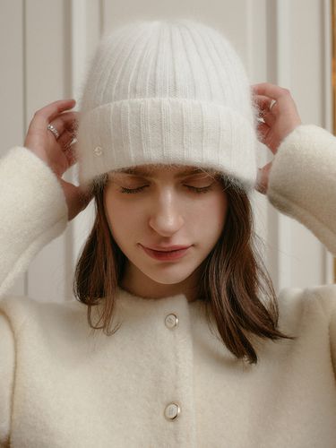 Soft Knit Beanie_5 Colors - LOOKAST - Modalova