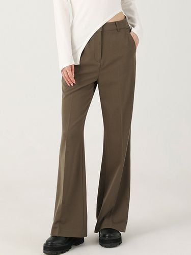 Line Boots-Cut Slacks (Khaki) - AVANDRESS - Modalova