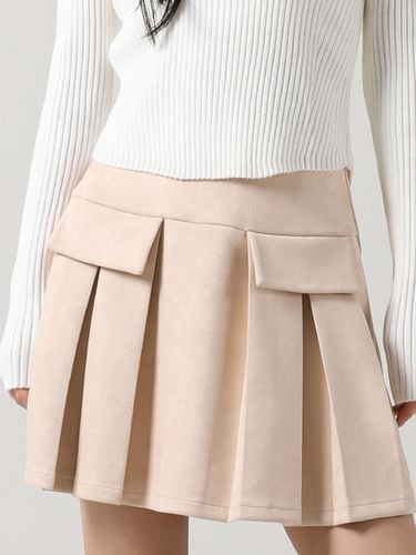 Pocket Mini Suede Pleats Skirt () - AVANDRESS - Modalova