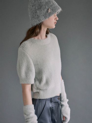 Fluffy Short Sleeve Knit Top + Arm Warmer - LOEUVRE - Modalova