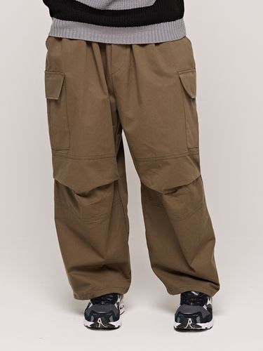 Big Pocket Wide Pants _ Khaki - CARGOBROS - Modalova