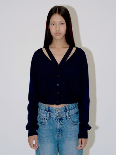 Slit V Neck Cardigan _ Navy - DIAGONAL - Modalova