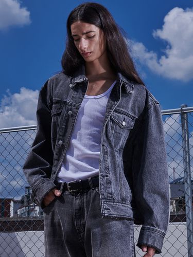 Washed Oversized Trucker Jacket - INROWS - Modalova