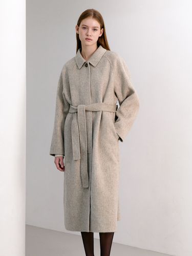 Carolyn Raglan Handmade Coat - OVEOF - Modalova