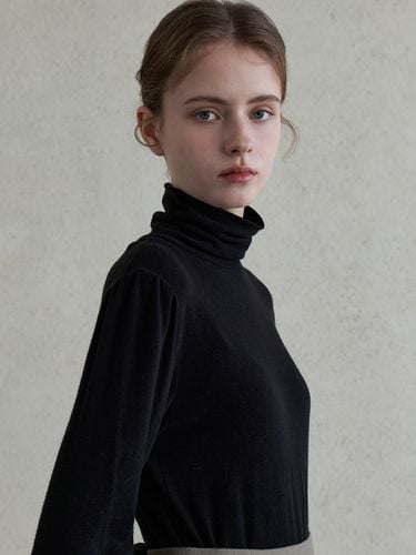 Turtleneck Shirt (Black) - JOORTI - Modalova