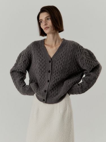 Cable V Cardigan_Gray - REBOLD - Modalova