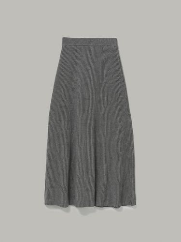 Flared Long Knit Skirt_Gray - REBOLD - Modalova