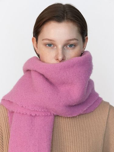 Boucle Scarf_Pink - JOY GRYSON - Modalova