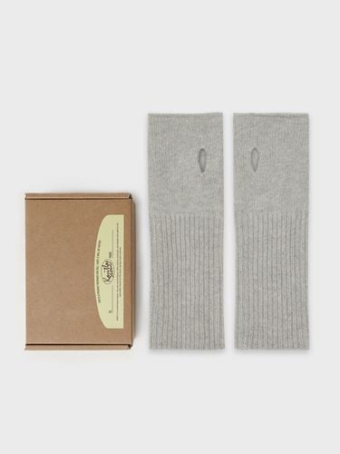 Blend Hand Warmer_Light Grey - KNITLY - Modalova