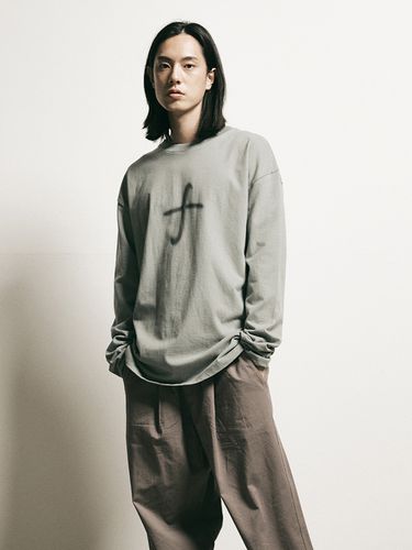 Cross F Long Sleeve T-shirt - FFEFF STUDIO - Modalova