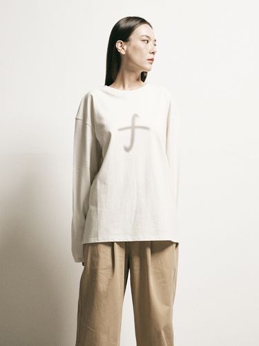 Cross F Long Sleeve T-shirt - FFEFF STUDIO - Modalova