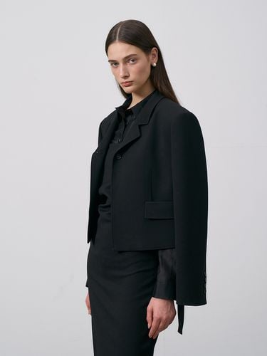 One Button Cropped Jacket - RENEJ - Modalova