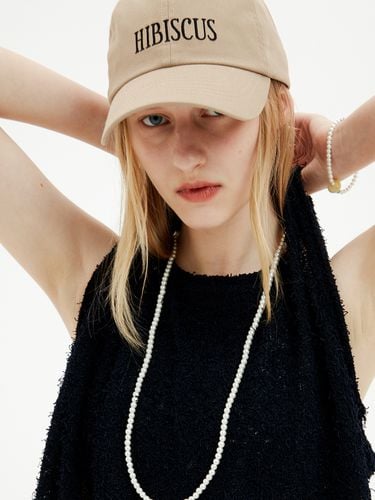 Embroidery Ball Cap_Beige - MOONSUN - Modalova