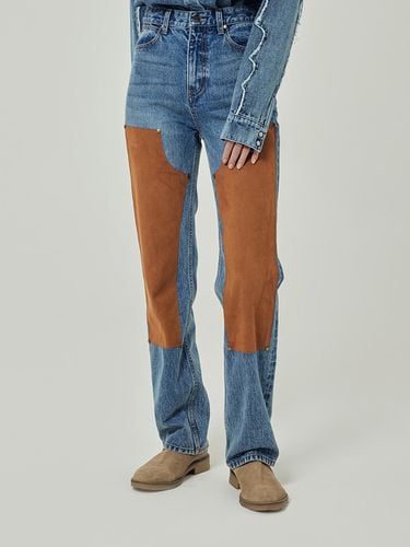 Women Suede Patch Denim Pants [] - Wrangler - Modalova