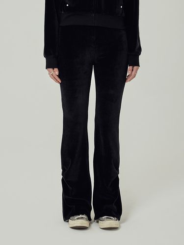 Women Velvet Shirring Pants [Black] - Wrangler - Modalova