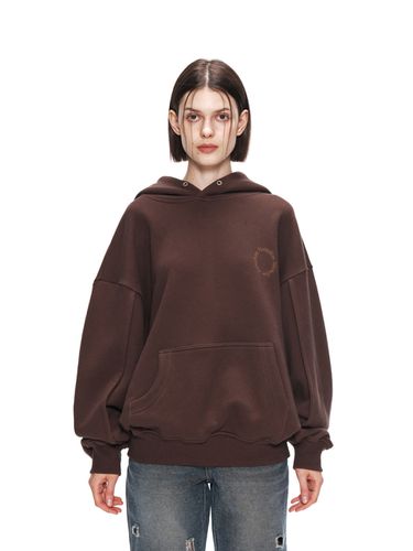 Oblique Pocket Hoodie_Brown - Matin Kim - Modalova