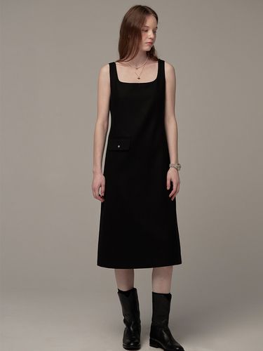 Velvet Piping Pocket Dress - Black - BEMUSE MANSION - Modalova