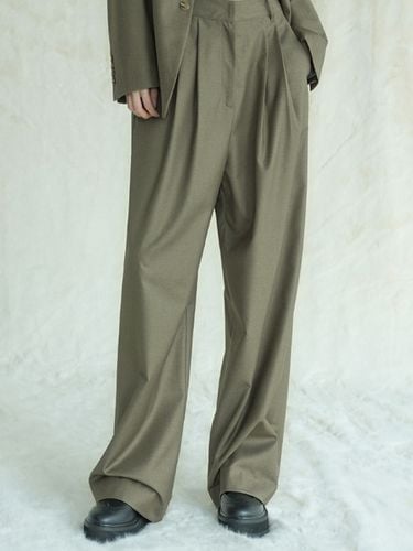 Two-Tuck Slacks - AVANDRESS - Modalova