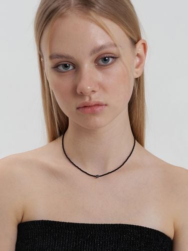 Black Cubic Flower Necklace - KINDABABY - Modalova