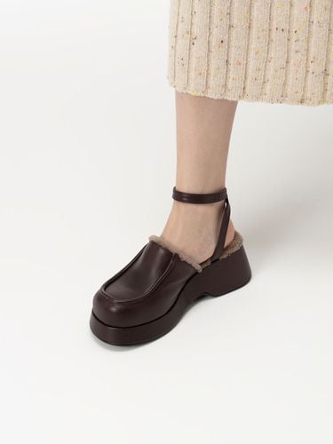 Hantel Shearling Strap Clogs_2 Colors - CHAUSSURE LAPIN - Modalova