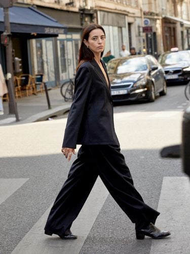 Lea Wide Leg Pants with Leather Belt_Dark Navy - GOUTE - Modalova