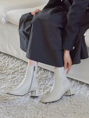 Daily Square Leather Span Ankle Boots - FORMEL CAMELE - Modalova