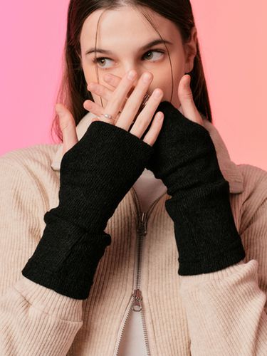 Knit Hand Warmer_Black (Heavy Fleece) - KOLEAT - Modalova