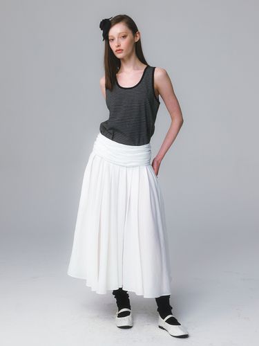 Shirring Viscos Full Skirt / White - MOONSUN - Modalova